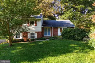 104 Clarrige Dr, Willow Grove, PA 19090 - Photo 1
