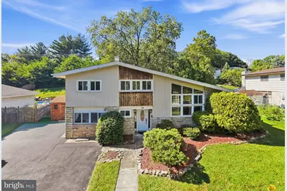 38 Red Rowan Lane, Plymouth Meeting, PA 19462 - Photo 2