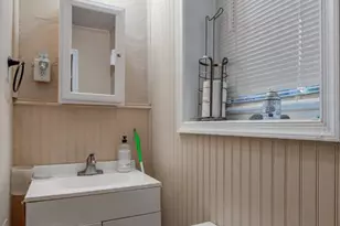 618 W Lafayette St, Norristown, PA 19401 - Photo 12