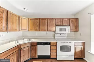 2114 Yorktown N, West Norriton, PA 19403 - Photo 6