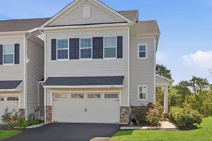 143 Knock Hill Dr, Royersford, PA 19468 - Photo 2