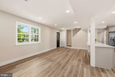 1090 Highland Avenue, Abington, PA 19001 - Photo 4