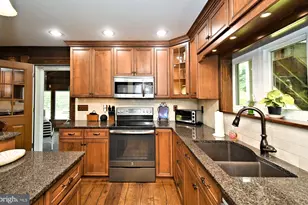 204 Neiffer Rd, Schwenksville, PA 19473 - Photo 32