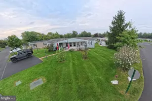 636 Stream View Dr, North Wales, PA 19454 - Photo 1