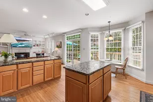 407 Spring Garden Ln, Conshohocken, PA 19428 - Photo 10