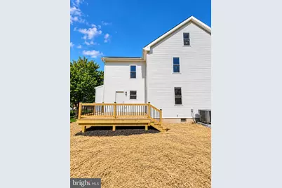 543 N Adams Street, Pottstown, PA 19464 - Photo 2