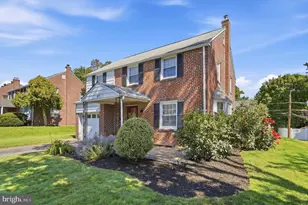 27 Dewey Rd, Cheltenham, PA 19012 - Photo 2