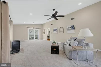 1947 Coolidge Avenue, Willow Grove, PA 19090 - Photo 10