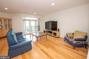 366 Carson Terrace, Huntingdon Valley, PA 19006 - Photo 6