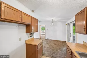 213 Pleasantview Ave, Schwenksville, PA 19473 - Photo 14