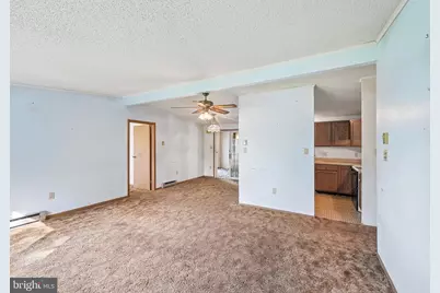 213 Pleasantview Avenue, Schwenksville, PA 19473 - Photo 4