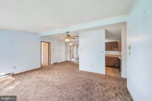 213 Pleasantview Ave, Schwenksville, PA 19473 - Photo 4