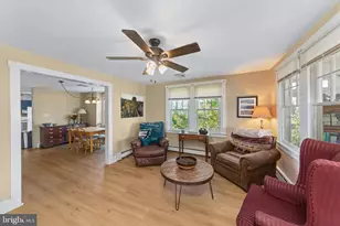 124 W 5th Ave, Collegeville, PA 19426 - Photo 8