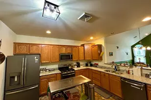 1022 Bordeaux Ln, Pennsburg, PA 18073 - Photo 8