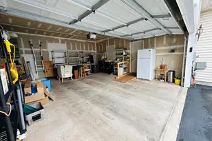 1022 Bordeaux Ln, Pennsburg, PA 18073 - Photo 22