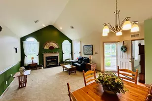 1022 Bordeaux Ln, Pennsburg, PA 18073 - Photo 16