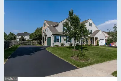 202 Nelis Court, Telford, PA 18969 - Photo 2