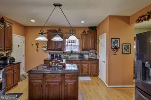 1327 Wheatland Ave, Pennsburg, PA 18073 - Photo 22
