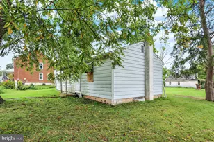 546 Lemon St, Pottstown, PA 19464 - Photo 1