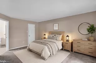 607 Foxcroft Cir, Royersford, PA 19468 - Photo 32