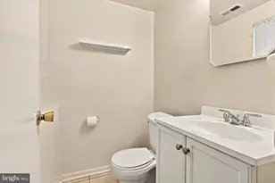 1701 N Gravers Rd, Plymouth Meeting, PA 19462 - Photo 24