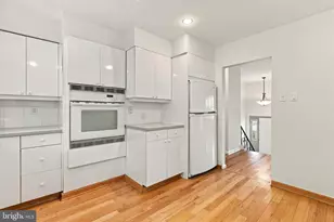 1701 N Gravers Rd, Plymouth Meeting, PA 19462 - Photo 8