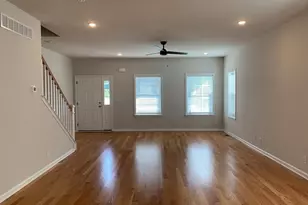 327 W Maple Ave, Ambler, PA 19002 - Photo 4