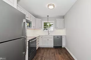 2461 E High St, Pottstown, PA 19464 - Photo 6