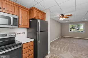2461 E High St, Pottstown, PA 19464 - Photo 12