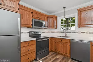 2461 E High St, Pottstown, PA 19464 - Photo 8