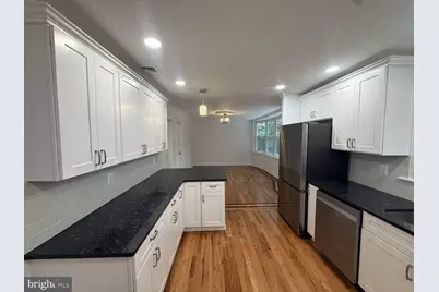 7949 Rolling Green Road, Cheltenham, PA 19012 - Photo 6