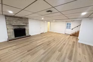 7949 Rolling Green Rd, Cheltenham, PA 19012 - Photo 30