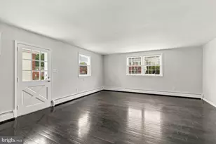 604 Gary Ln, Norristown, PA 19401 - Photo 4