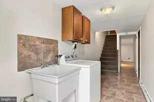 604 Gary Ln, Norristown, PA 19401 - Photo 16