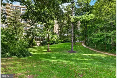 1001 City Avenue #EE-1021, Wynnewood, PA 19096 - Photo 48