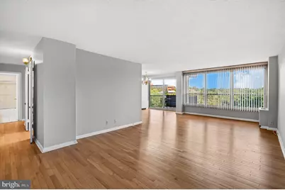 1001 City Avenue #EE-1021, Wynnewood, PA 19096 - Photo 2