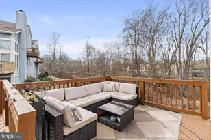363 Green Meadow Ln, Horsham, PA 19044 - Photo 16
