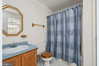 536 6th Street W, Pennsburg, PA 18073 - Photo 32