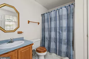 536 6th Street W, Pennsburg, PA 18073 - Photo 32