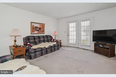 536 6th Street W, Pennsburg, PA 18073 - Photo 8
