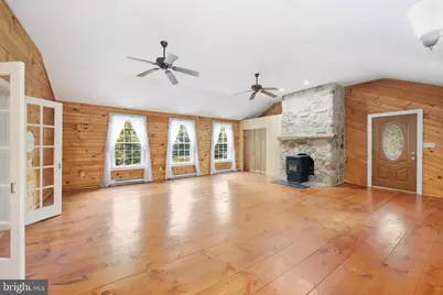 1819 Snyder Road, Green Lane, PA 18054 - Photo 8