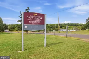 1819 Snyder Rd, Green Lane, PA 18054 - Photo 24