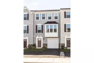 103 Tulip Ln, Gilbertsville, PA 19525 - Photo 1