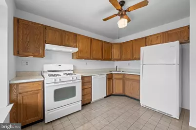 420 Snowflake Circle, West Norriton Twp, PA 19403 - Photo 4