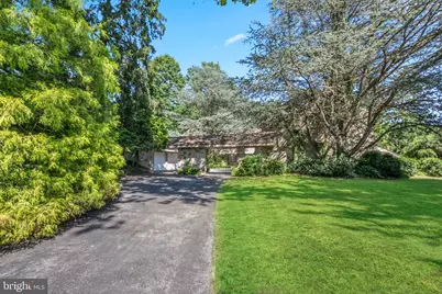 1095 Baron Drive, Lower Merion Township, PA 19010 - Photo 4