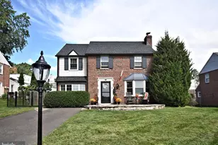 621 Ashmead Rd, Cheltenham, PA 19012 - Photo 2