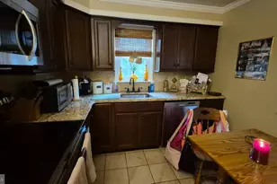 217 Montgomery Ave, Norristown, PA 19401 - Photo 4