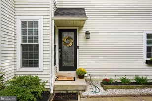 124 Red Haven Dr, North Wales, PA 19454 - Photo 2