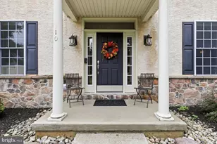 110 Country Ln, Lansdale, PA 19446 - Photo 2