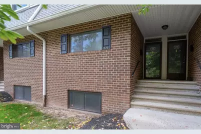 121 Stony Way Street #121, Norristown, PA 19403 - Photo 2